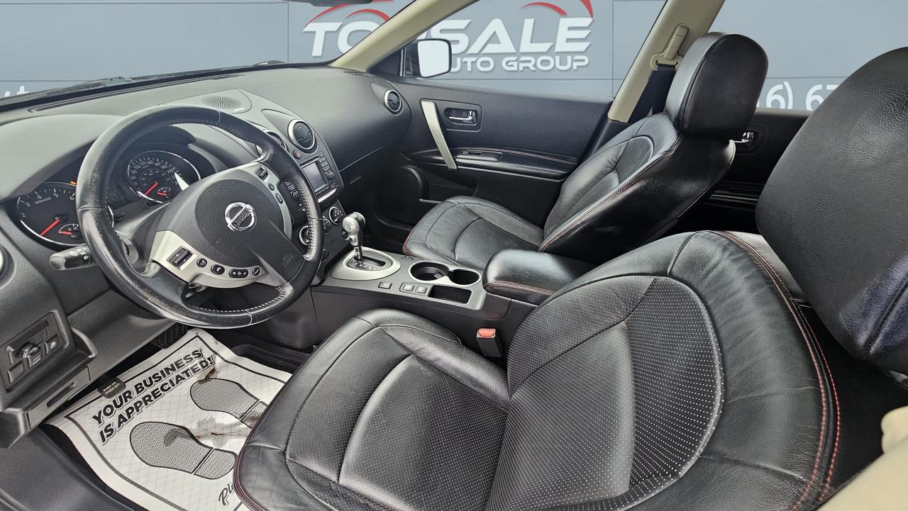 2012 Nissan Rogue SL Photo