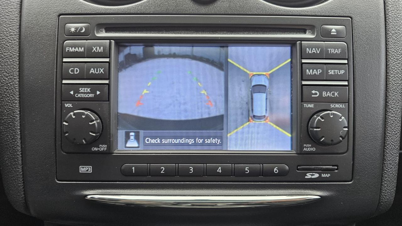 2012 Nissan Rogue SL Photo