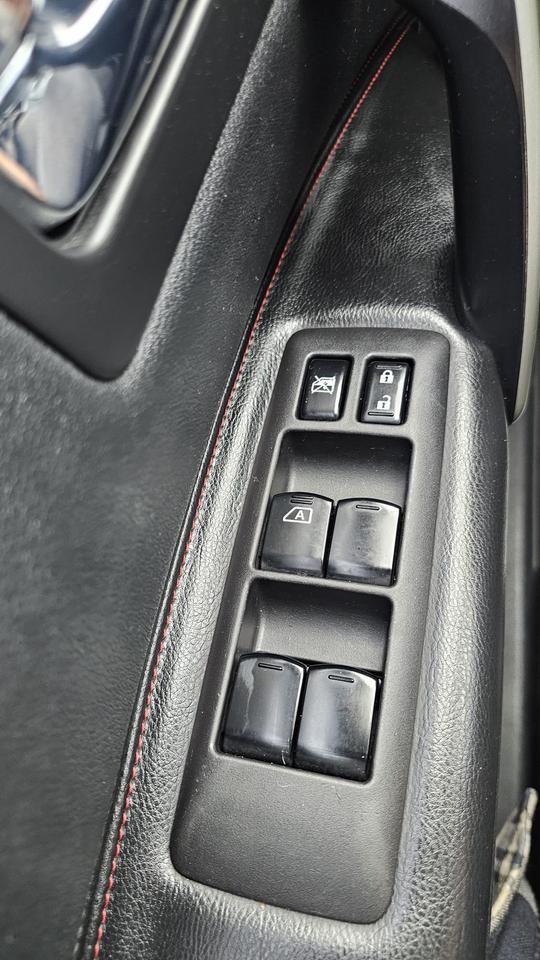 2012 Nissan Rogue SL Photo