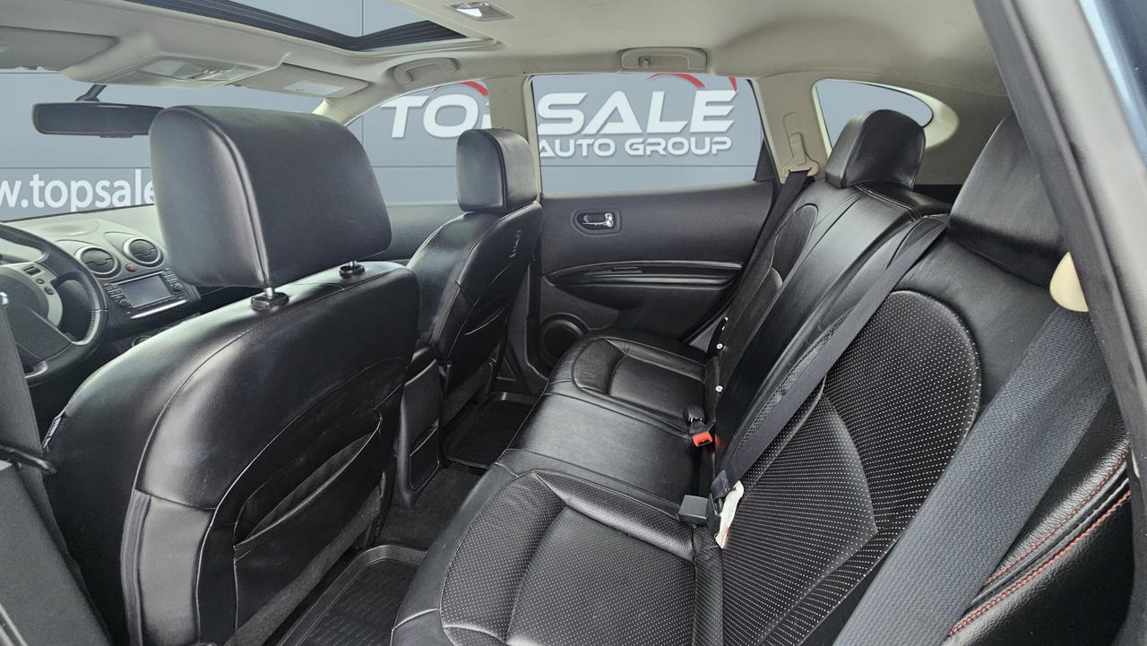 2012 Nissan Rogue SL Photo