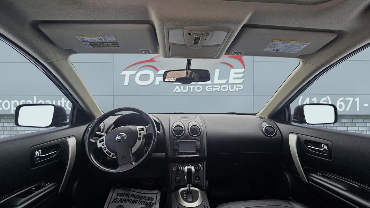 2012 Nissan Rogue SL Photo