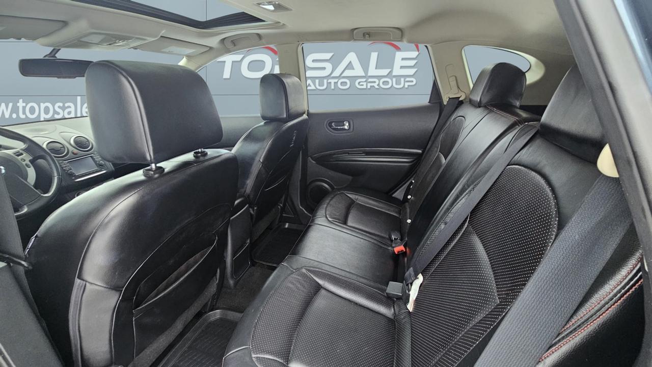2012 Nissan Rogue SL Photo