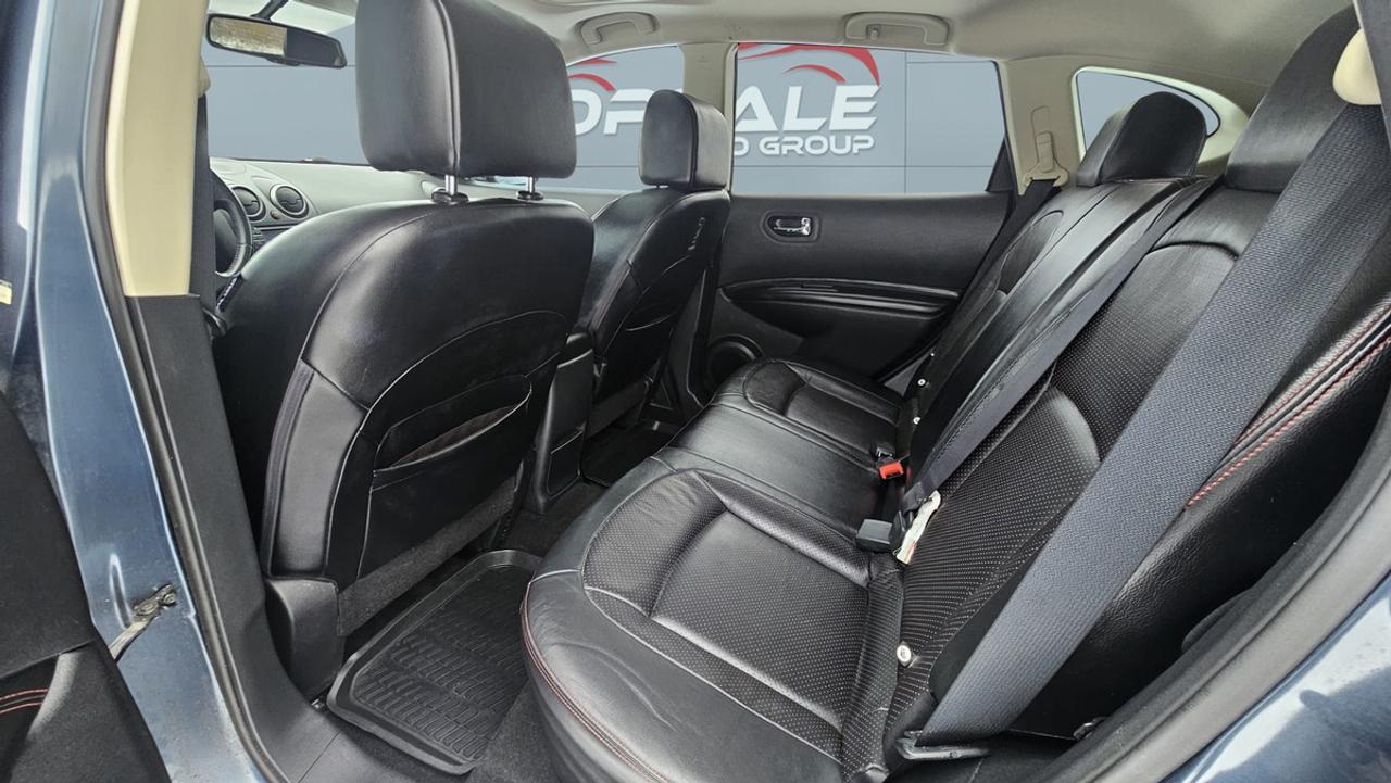 2012 Nissan Rogue SL Photo