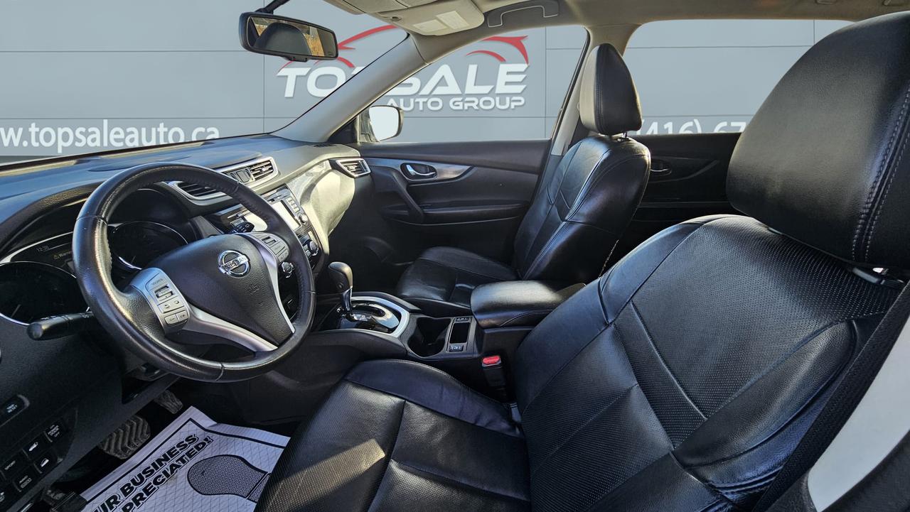 2015 Nissan Rogue SL Photo