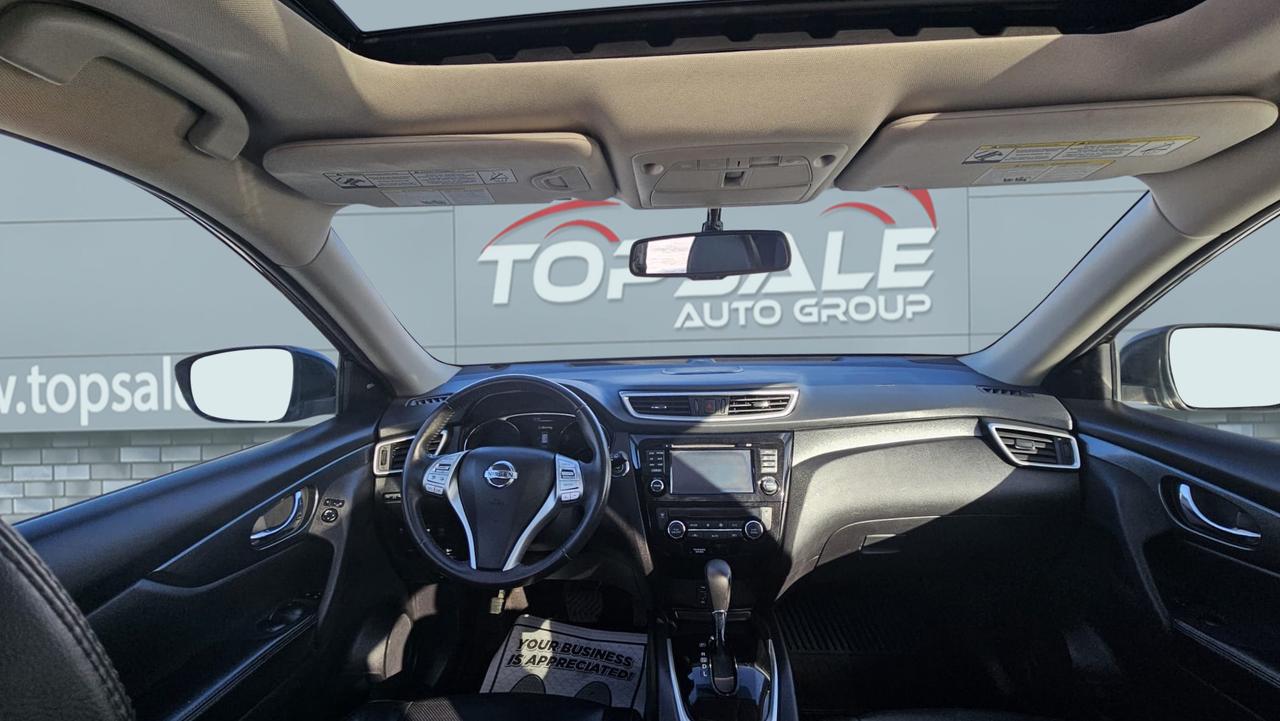 2015 Nissan Rogue SL Photo