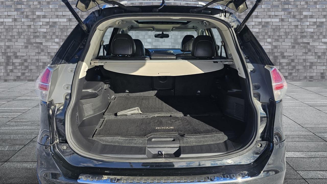 2015 Nissan Rogue SL Photo