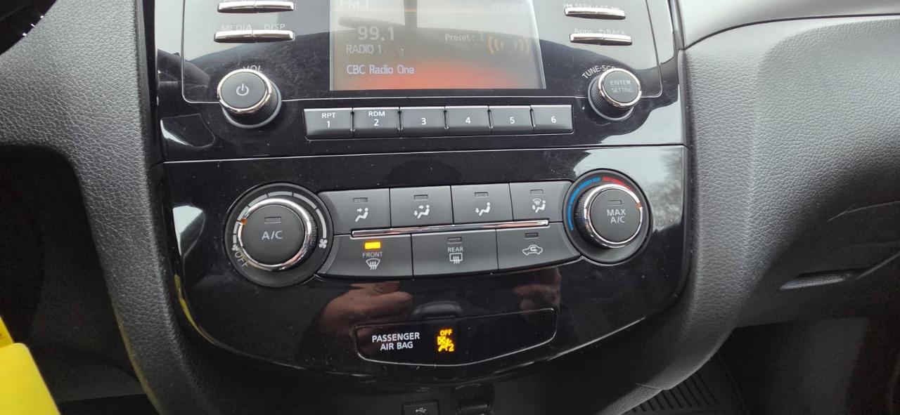 2016 Nissan Rogue S Photo