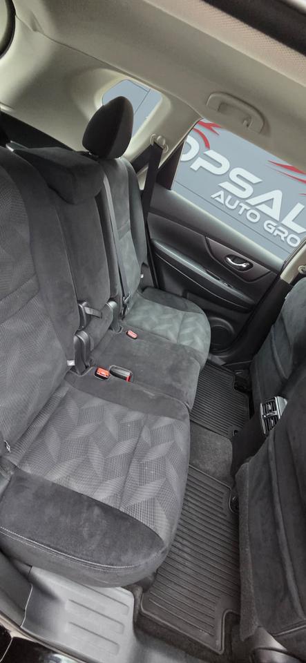 2016 Nissan Rogue S Photo