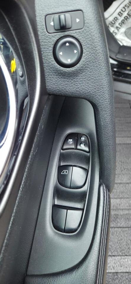 2016 Nissan Rogue S Photo