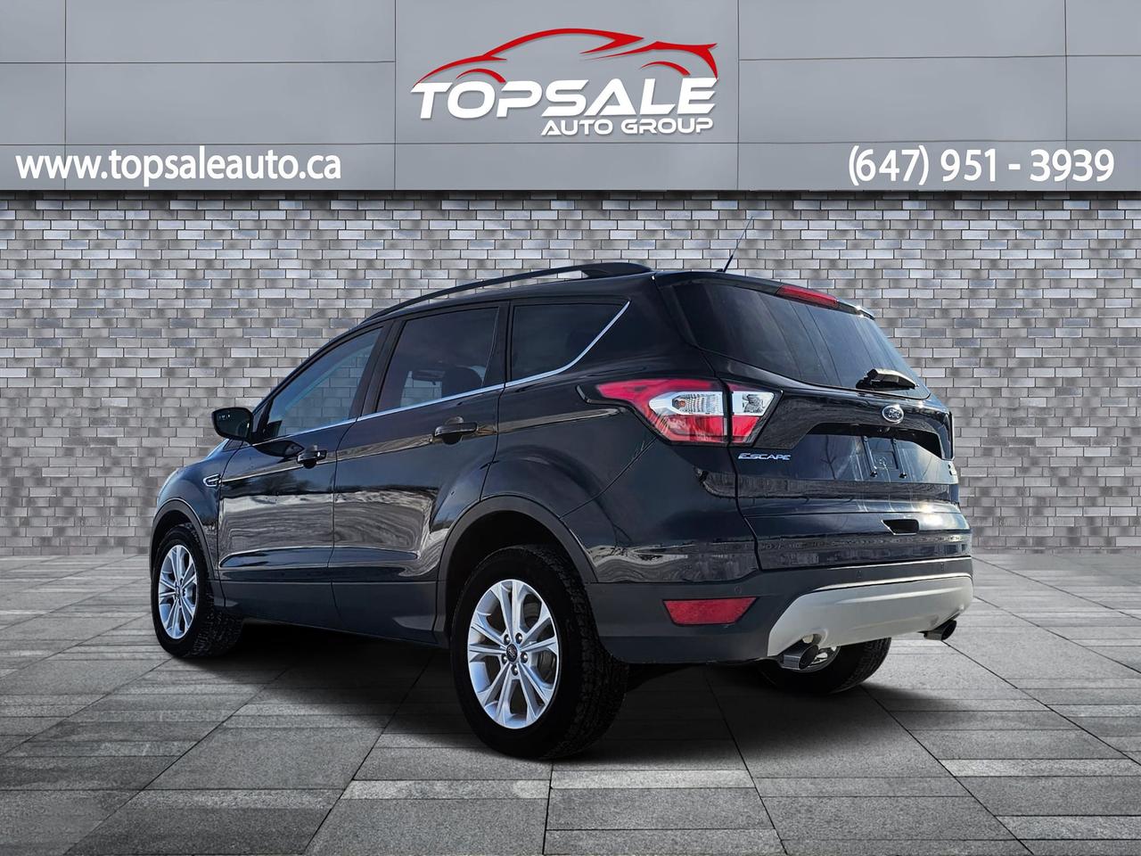2018 Ford Escape SEL Photo
