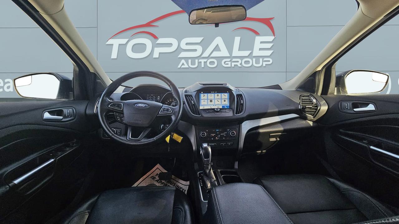 2018 Ford Escape SEL Photo