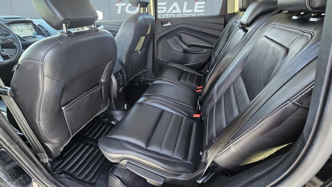 2018 Ford Escape SEL Photo