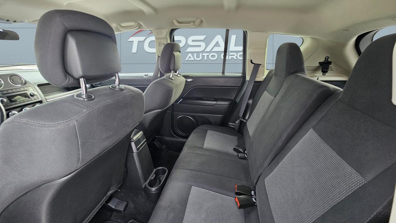 2012 Jeep Compass Sport 4WD Photo