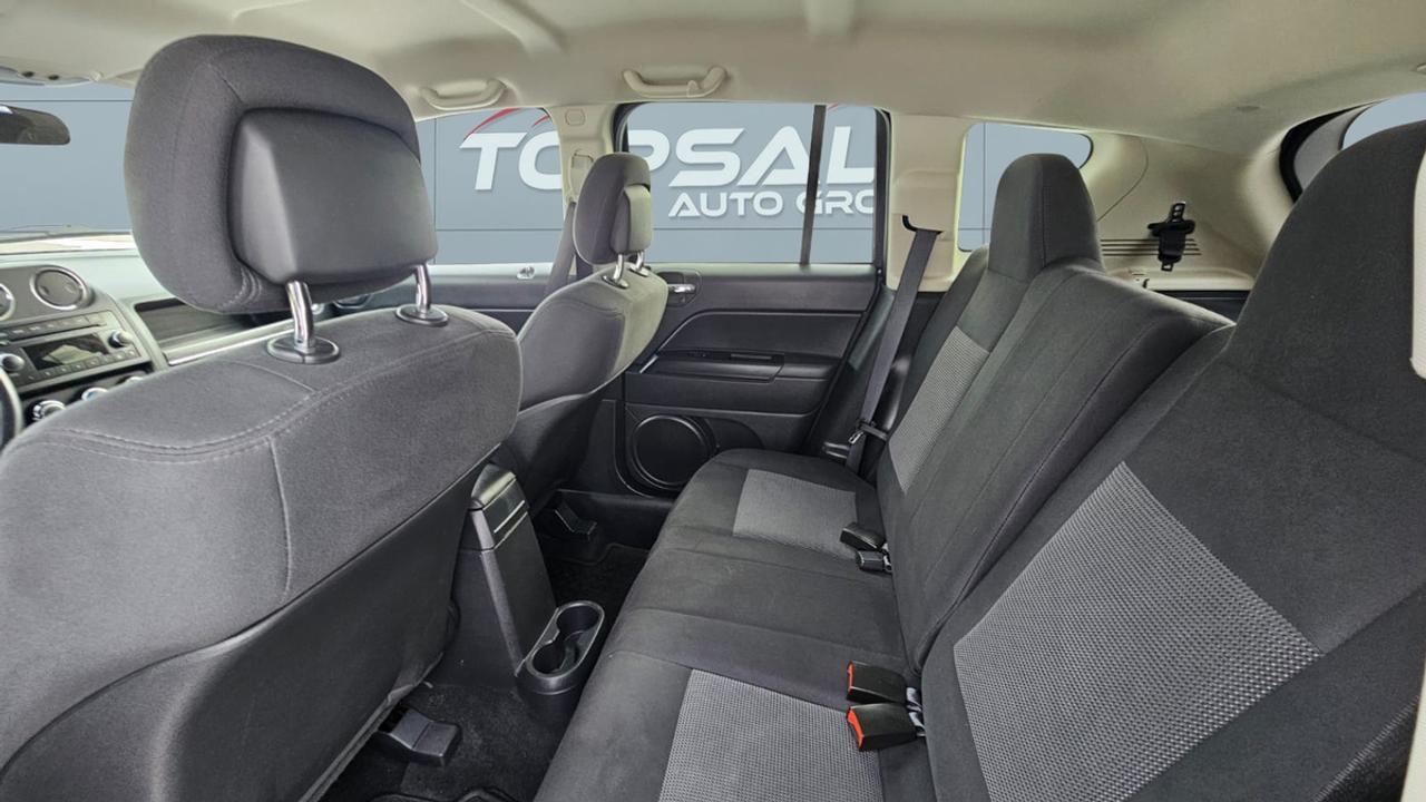 2012 Jeep Compass Sport 4WD Photo