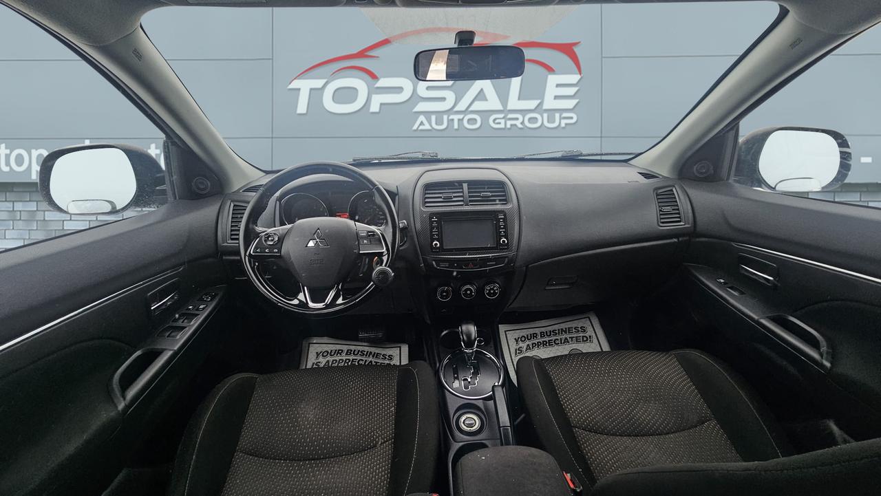 2016 Mitsubishi RVR SE Photo