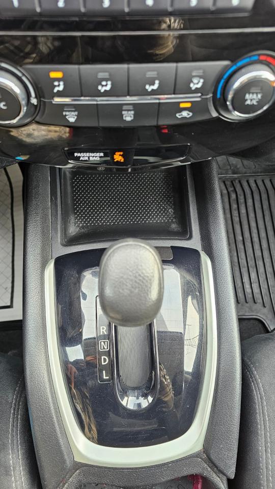 2014 Nissan Rogue S AWD Photo