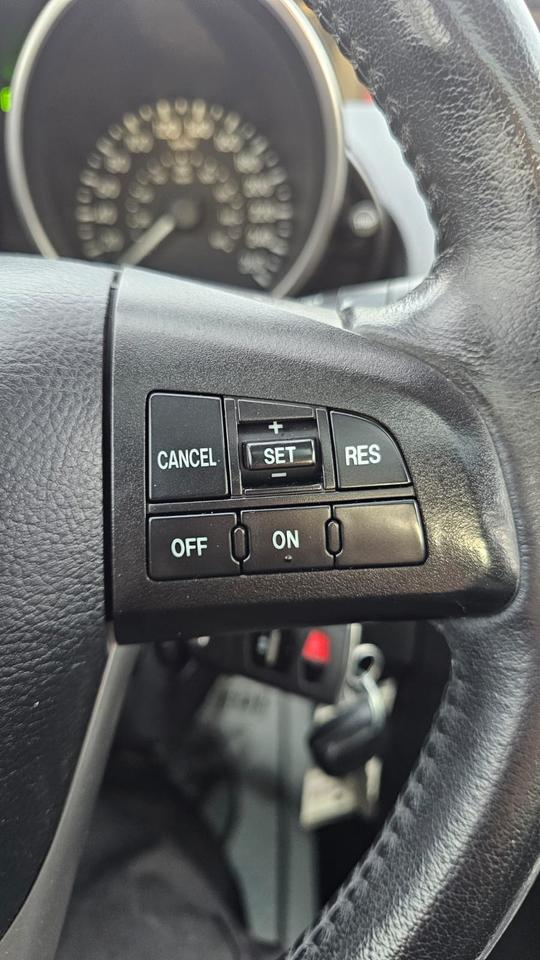 2011 Mazda MAZDA3 GS Photo