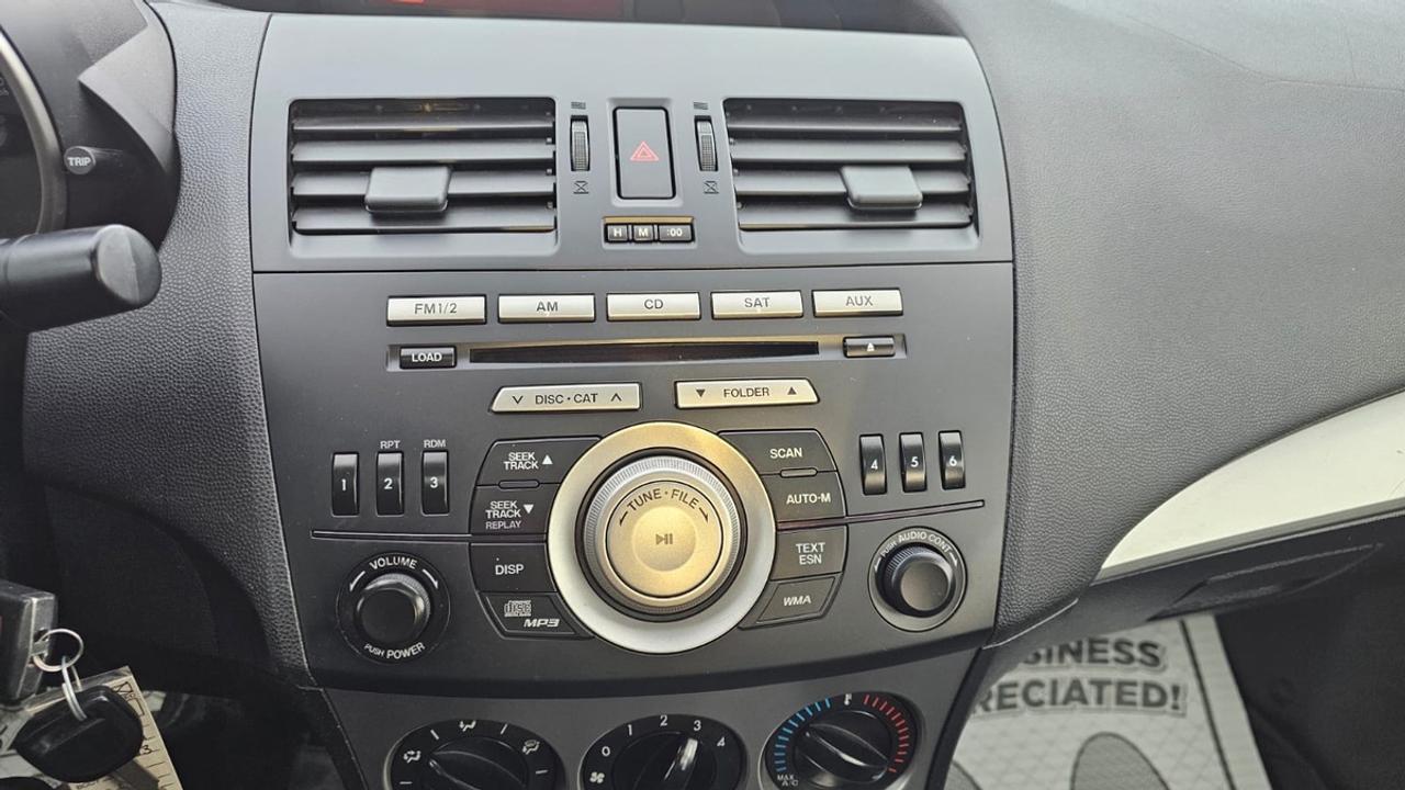 2011 Mazda MAZDA3 GS Photo