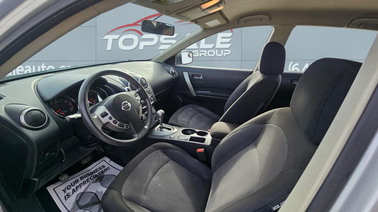 2012 Nissan Rogue S Photo