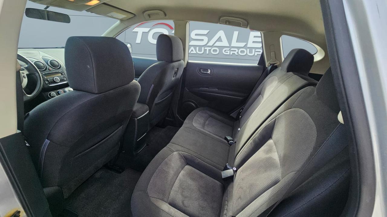 2012 Nissan Rogue S Photo