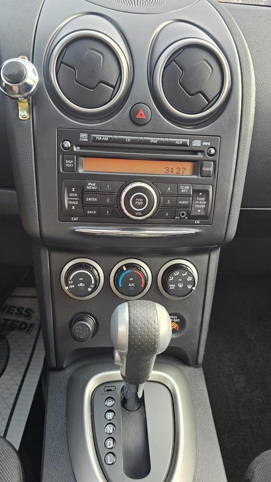 2012 Nissan Rogue S Photo