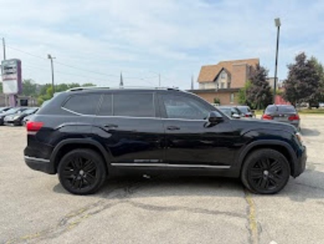 2018 Volkswagen Atlas SEL Photo