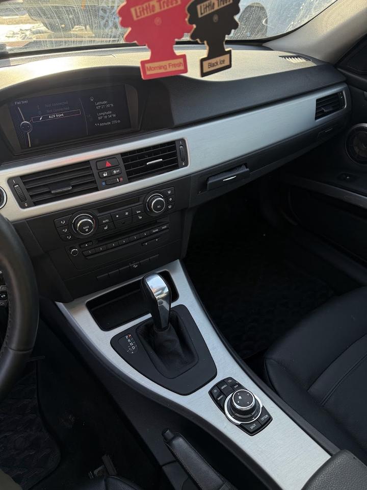 2011 BMW 3-Series 335i xDrive Photo