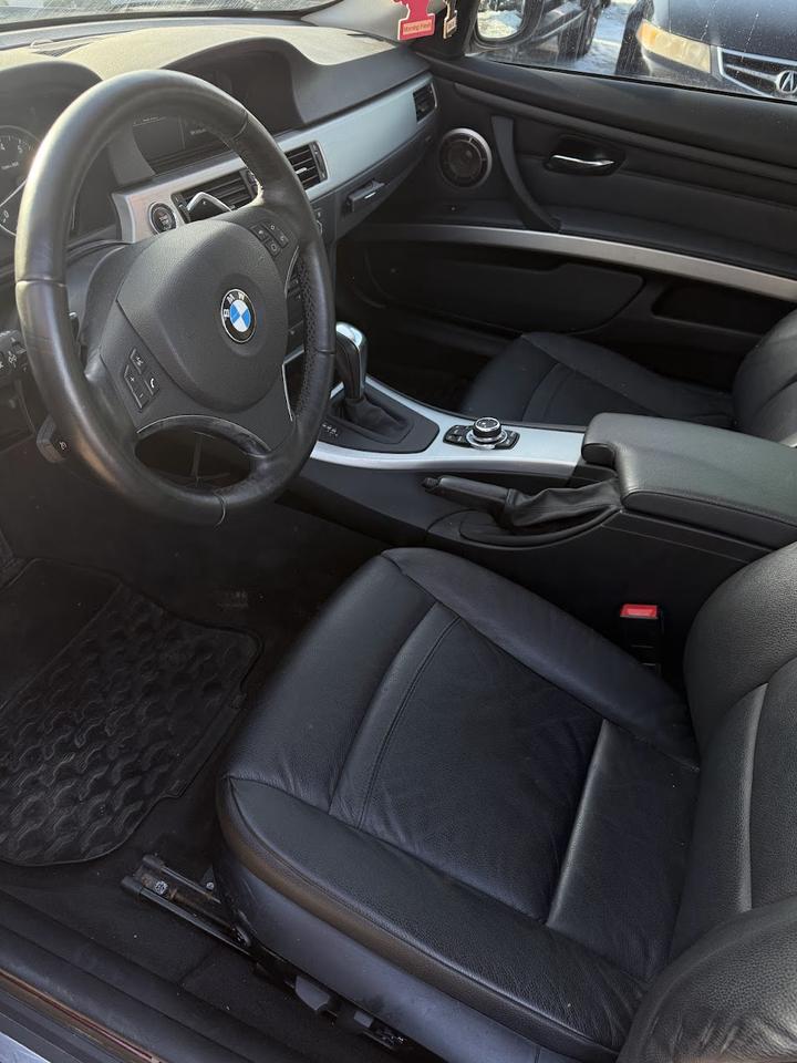 2011 BMW 3-Series 335i xDrive Photo