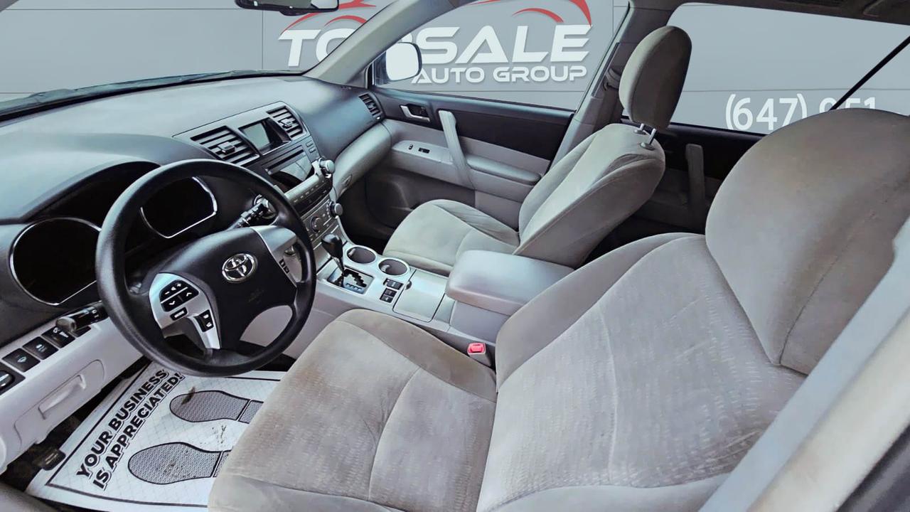 2013 Toyota Highlander Hybrid AWD Photo