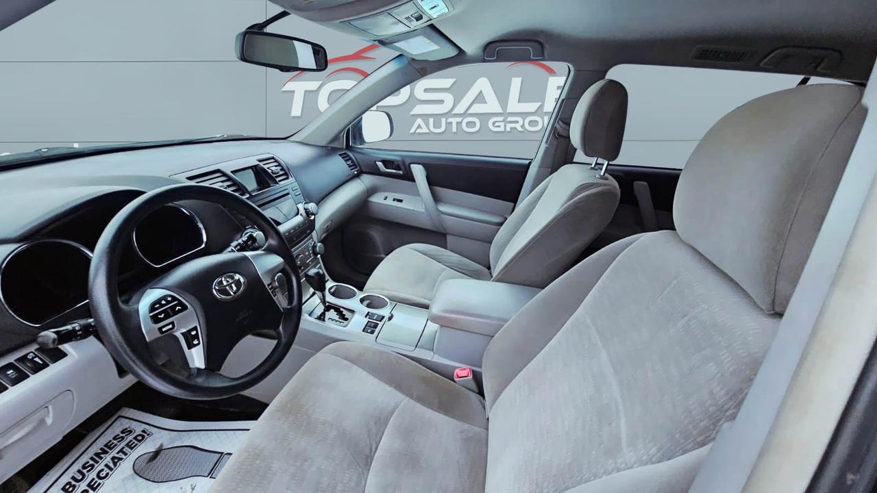 2013 Toyota Highlander Hybrid AWD Photo