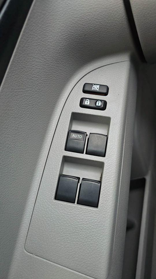 2013 Toyota Highlander Hybrid AWD Photo