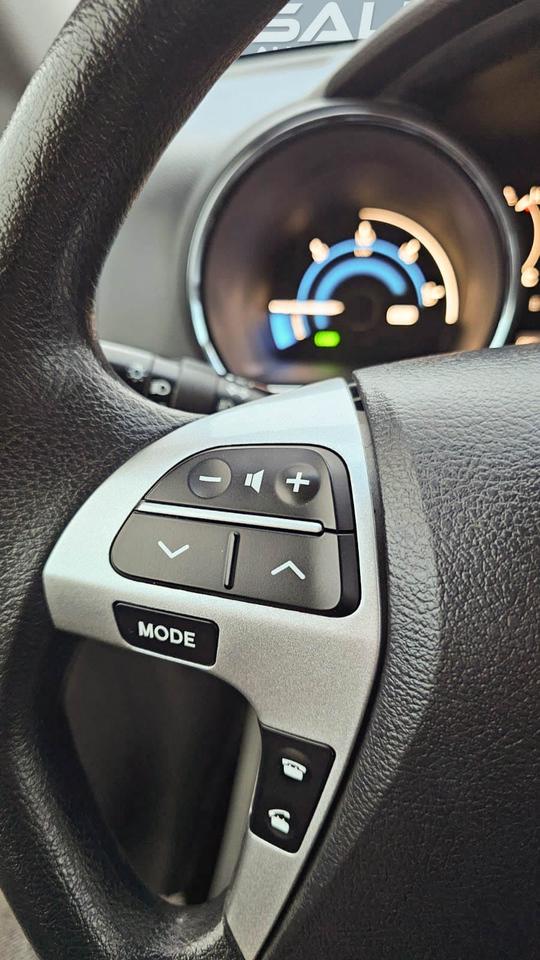 2013 Toyota Highlander Hybrid AWD Photo