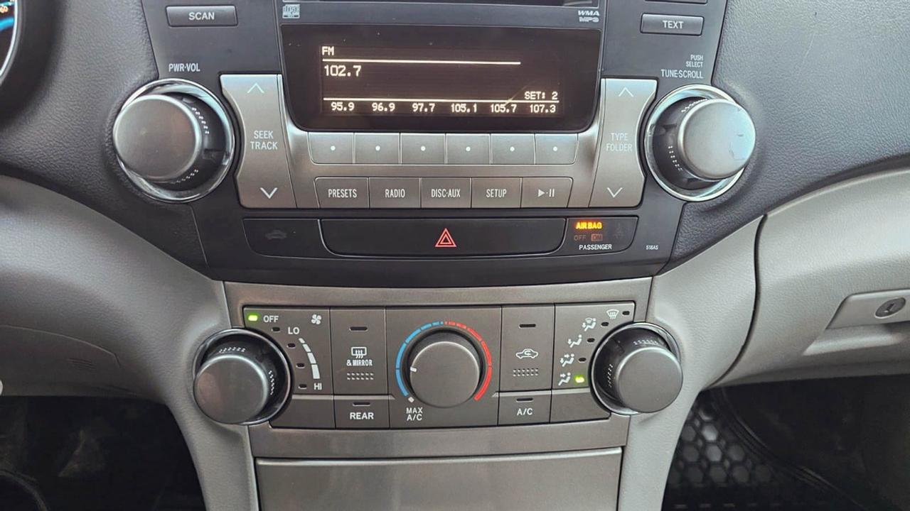 2013 Toyota Highlander Hybrid AWD Photo