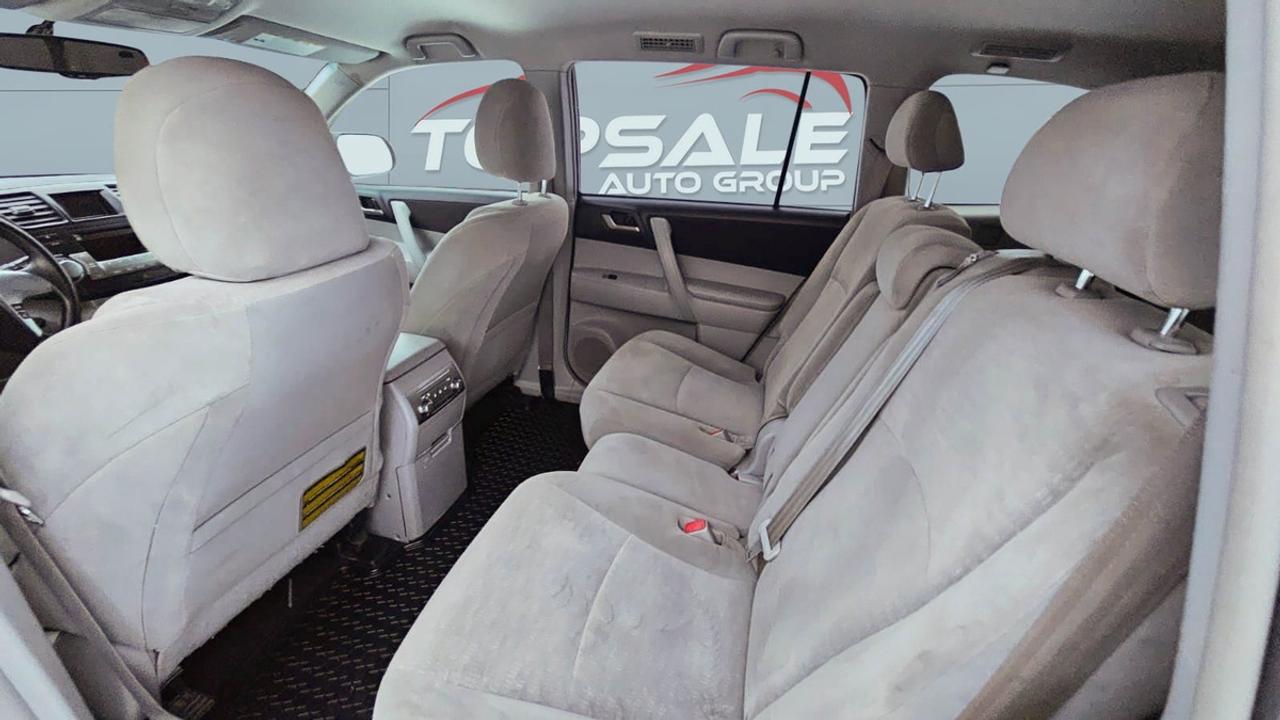 2013 Toyota Highlander Hybrid AWD Photo