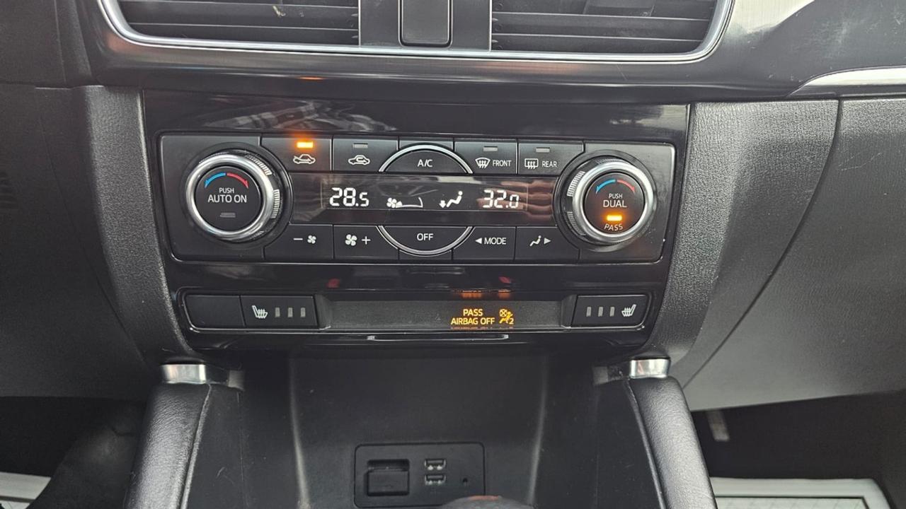 2016 Mazda CX-5 GT Photo
