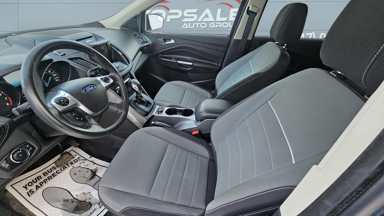 2015 Ford Escape SE Photo