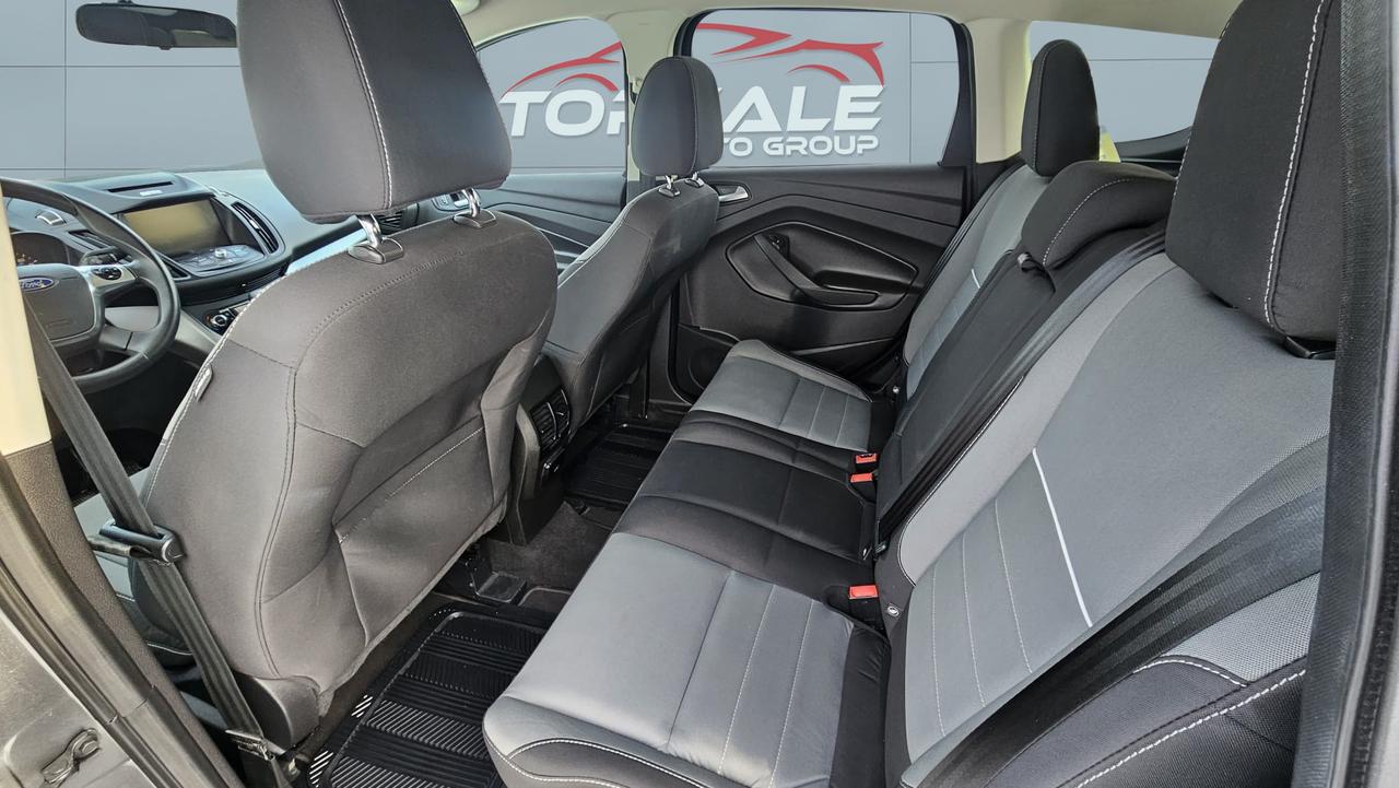 2015 Ford Escape SE Photo