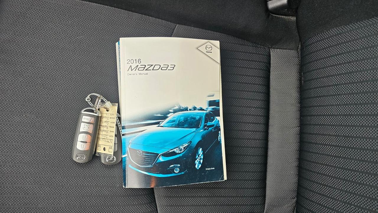 2016 Mazda MAZDA3 GX Photo