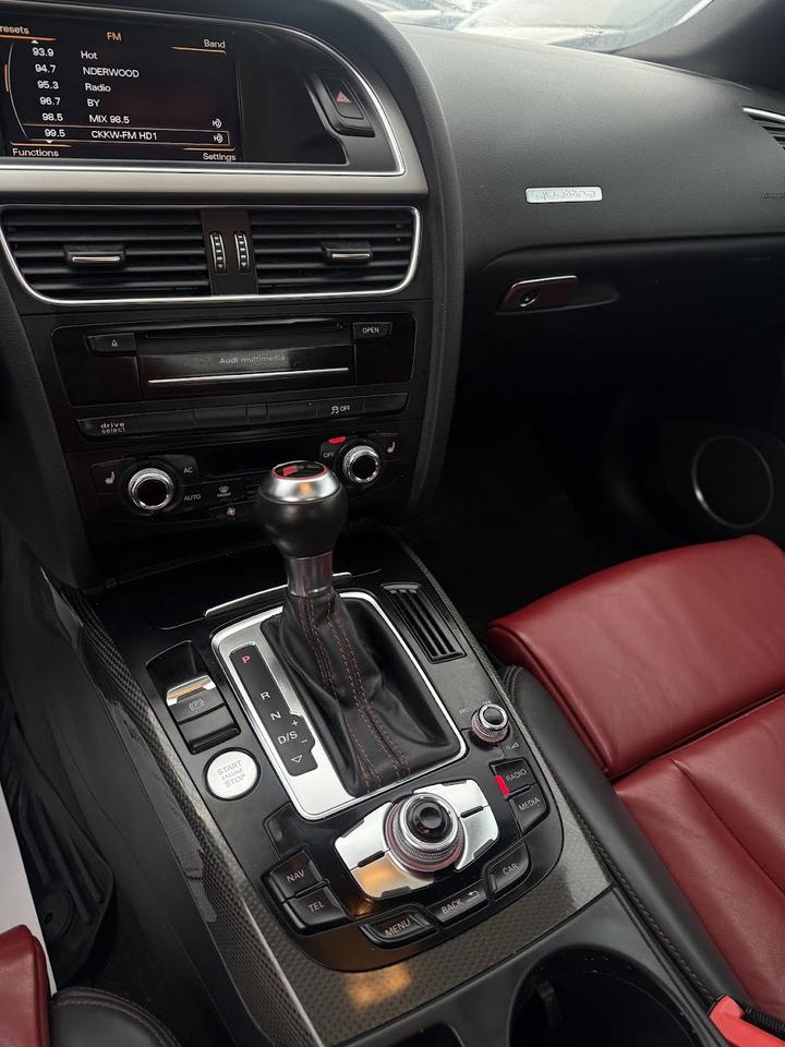 2013 Audi S5  Photo