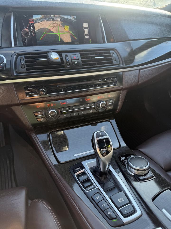 2016 BMW 5-Series 535i xDrive Photo