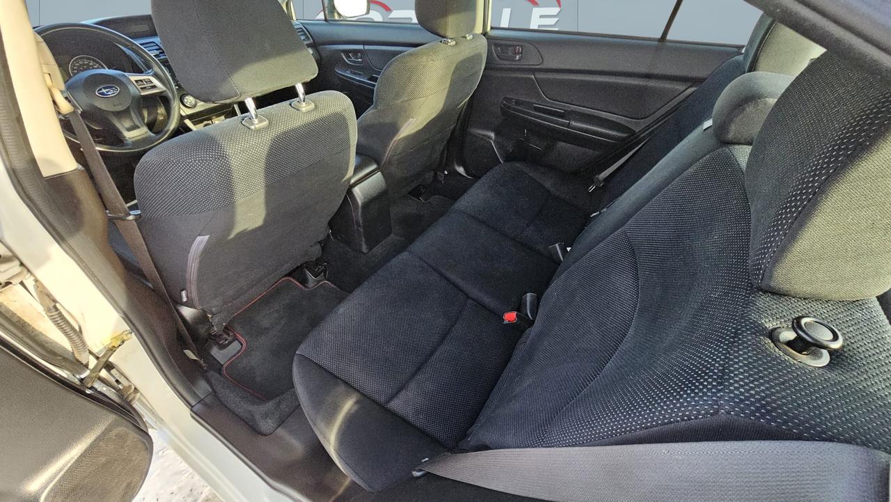 2014 Subaru Impreza 2.0i Photo