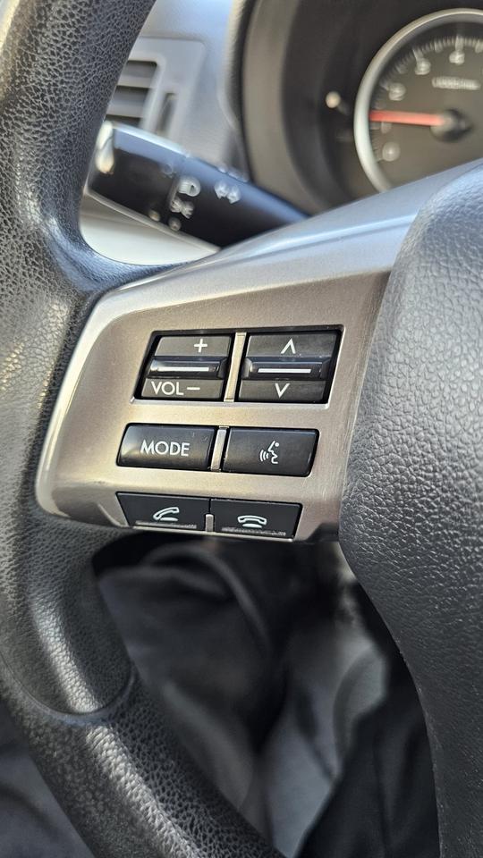 2014 Subaru Impreza 2.0i Photo