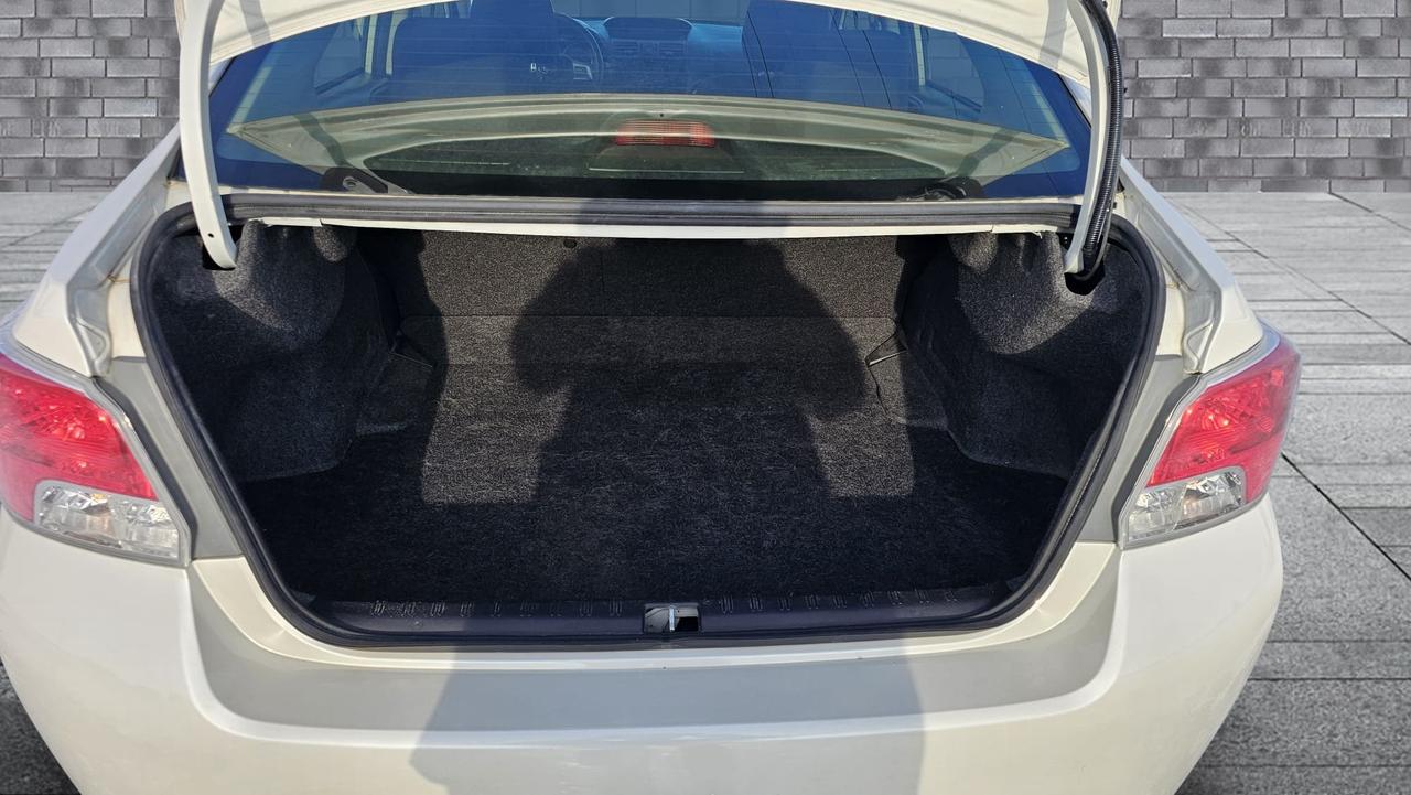 2014 Subaru Impreza 2.0i Photo