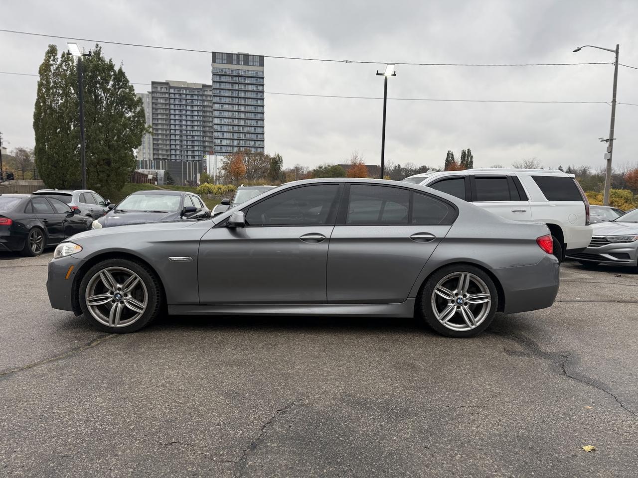 2013 BMW 5-Series 535i xDrive Photo