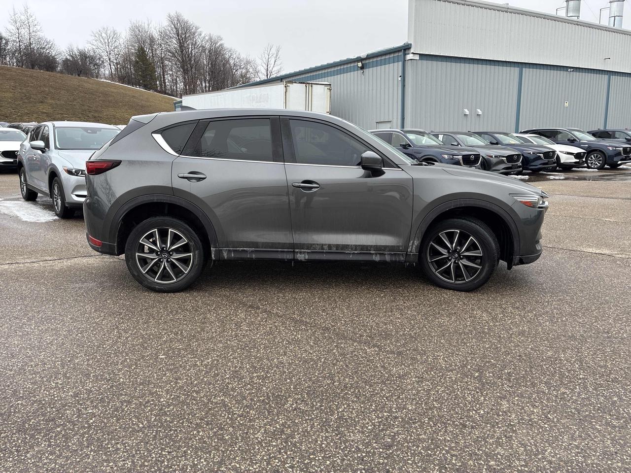 2017 Mazda CX-5 GT AWD Photo