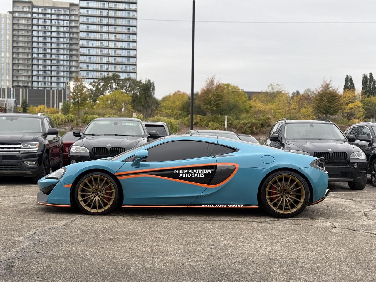 2017 McLaren 570 GT Photo3
