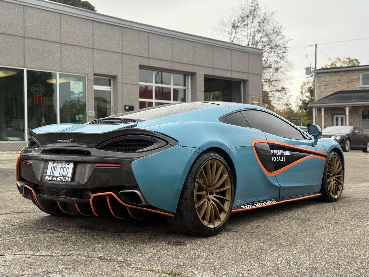 2017 McLaren 570 GT Photo