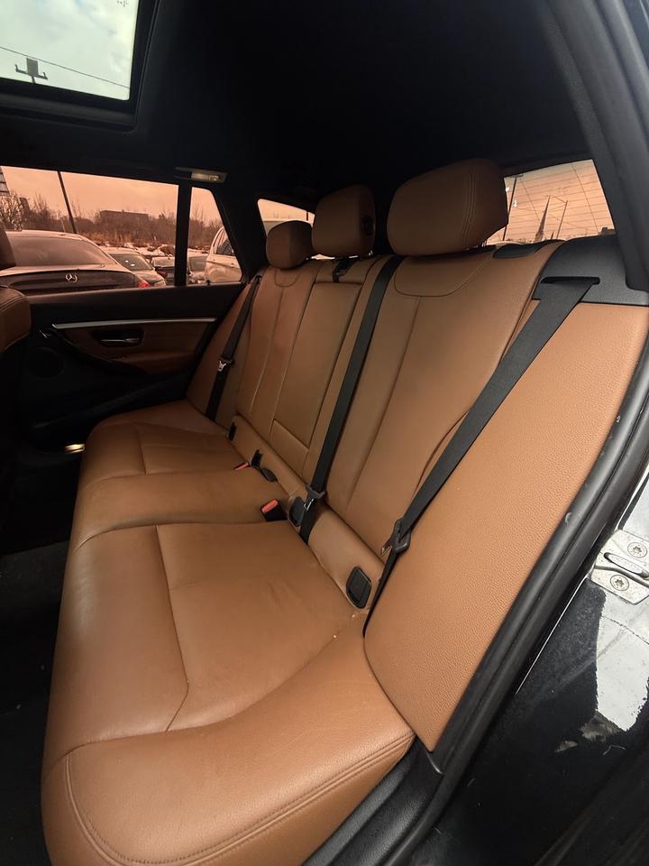 2016 BMW 3-Series 328d xDrive Wagon Photo