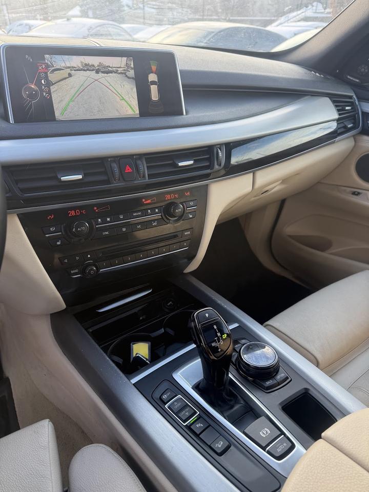 2016 BMW X5 xDrive35i Photo