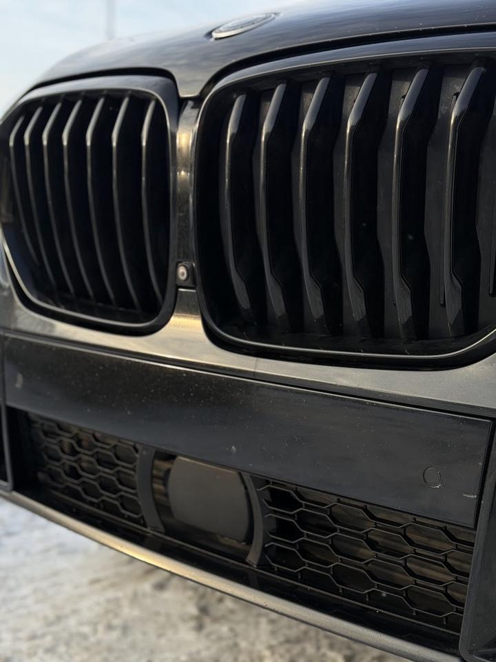 2020 BMW X5 M50i Photo